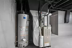 3041 Hudson Dr, Cuyahoga Falls, OH 44221 - Photo 25