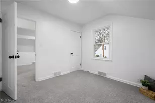 3041 Hudson Dr, Cuyahoga Falls, OH 44221 - Photo 21