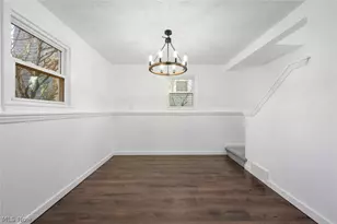 3041 Hudson Dr, Cuyahoga Falls, OH 44221 - Photo 13