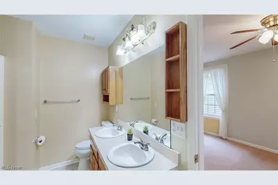 2162 Thornbury Lane, Akron, OH 44319 - Photo 11