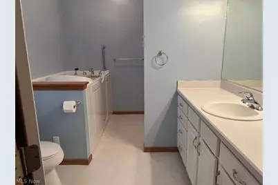 6456 S Rim Circle, Valley City, OH 44280 - Photo 13