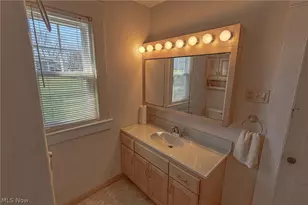 208 Stealey St, Middlebourne, WV 26149 - Photo 21