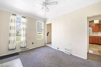 817 Harvard Street, Akron, OH 44311 - Photo 7