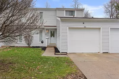 190 Deepwood Drive, Wadsworth, OH 44281 - Photo 1