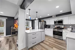 190 Deepwood Dr, Wadsworth, OH 44281 - Photo 15