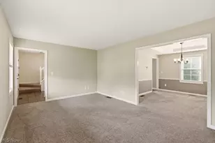 2340 Sandalwood Dr, Twinsburg, OH 44087 - Photo 7