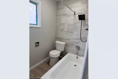 208 Barder Avenue, Akron, OH 44305 - Photo 7