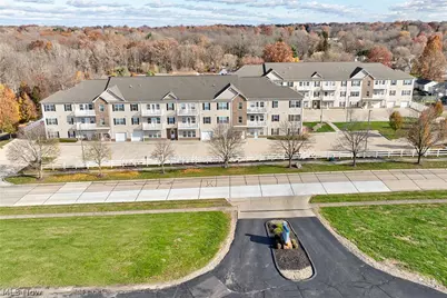558 Colony Park #308, Tallmadge, OH 44278 - Photo 1