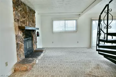 3702 Hightree Avenue SE, Warren, OH 44484 - Photo 21