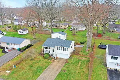 3702 Hightree Avenue SE, Warren, OH 44484 - Photo 3