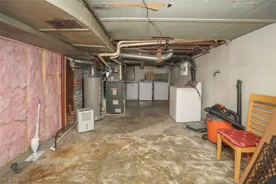 2721 Meadow Drive, Akron, OH 44312 - Photo 17