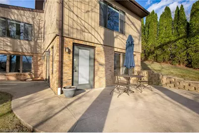 5124 Beachview Circle NW, Canton, OH 44708 - Photo 11