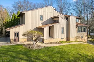 5124 Beachview Cir NW, Canton, OH 44708 - Photo 7