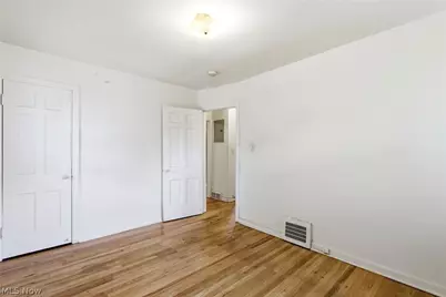 2261 Warren Road, Oakwood, OH 44107 - Photo 25