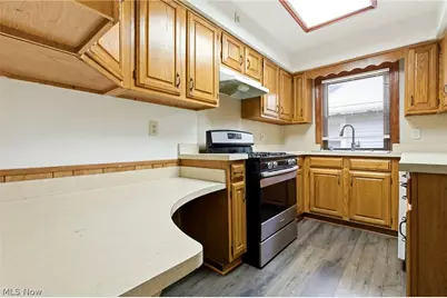 2261 Warren Road, Oakwood, OH 44107 - Photo 13