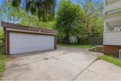 2261 Warren Road, Oakwood, OH 44107 - Photo 41
