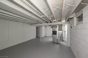 439 Strader Rd, Akron, OH 44305 - Photo 29