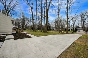 439 Strader Rd, Akron, OH 44305 - Photo 35