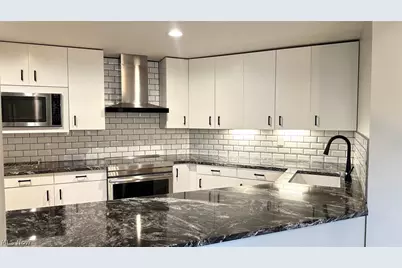 2337 W 11th Street #6, Loveland, OH 44113 - Photo 11