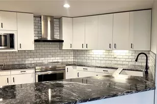 2337 W 11th St, Loveland, OH 44113 - Photo 11