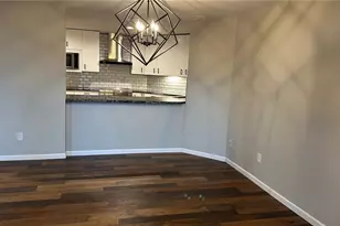 2337 W 11th St, Loveland, OH 44113 - Photo 9