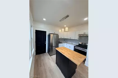 10222 Parkgate Avenue, Loveland, OH 44108 - Photo 5