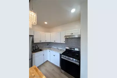 10222 Parkgate Avenue, Loveland, OH 44108 - Photo 7