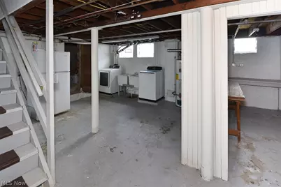 3382 Kenmore Road, Huber Heights, OH 44122 - Photo 33