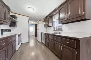 62 Thomas Blvd NW, Massillon, OH 44647 - Photo 9