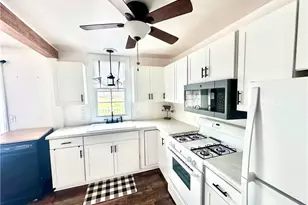 6832 Murray Ridge Rd, Elyria, OH 44035 - Photo 7