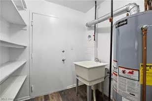 26705 Lake of the Falls Blvd, Olmsted Falls, OH 44138 - Photo 17