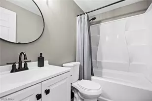 1244 N Carpenter Rd, Brunswick, OH 44212 - Photo 13