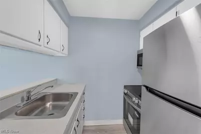 14567 Madison Avenue #707, Oakwood, OH 44107 - Photo 3