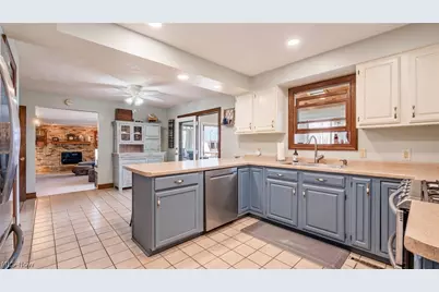 5135 Tiffany Drive, Zanesville, OH 43701 - Photo 11