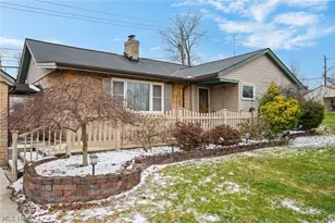 3803 Center Dr, Parma, OH 44134 - Photo 3