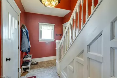 1216 W Market Street, Orrville, OH 44667 - Photo 5