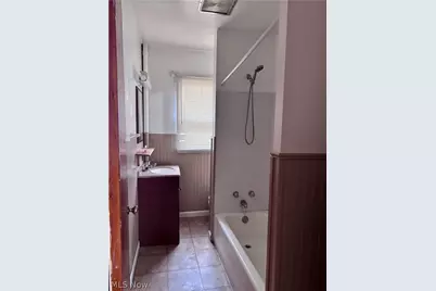 1211 California Avenue, Akron, OH 44314 - Photo 11
