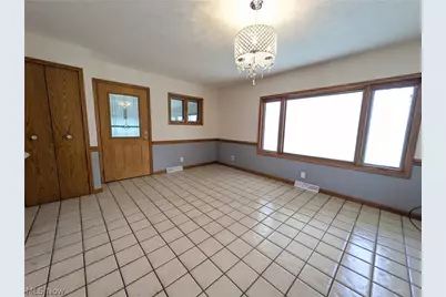 10769 Akins Road, North Royalton, OH 44133 - Photo 13