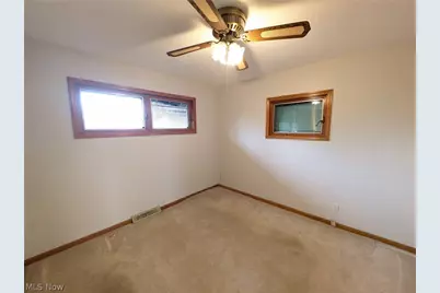 10769 Akins Road, North Royalton, OH 44133 - Photo 15