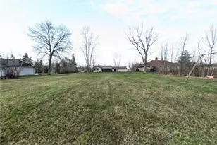 10769 Akins Rd, North Royalton, OH 44133 - Photo 5