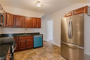 14915 Clifton Blvd, Oakwood, OH 44107 - Photo 11