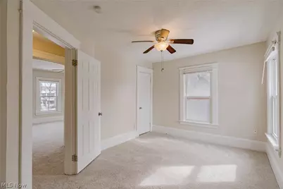 14915 Clifton Boulevard, Oakwood, OH 44107 - Photo 23