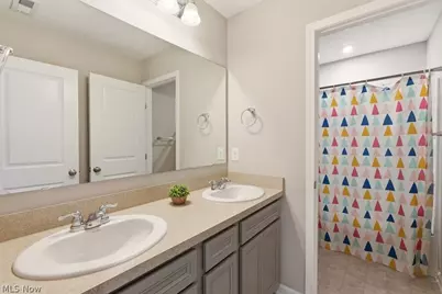 1812 Cobham Lane, Wadsworth, OH 44281 - Photo 29
