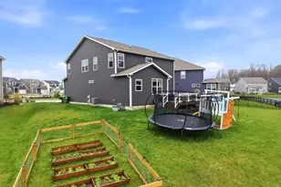 1812 Cobham Ln, Wadsworth, OH 44281 - Photo 43