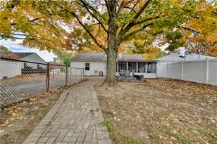 74 Hawthorne Dr, Painesville, OH 44077 - Photo 9