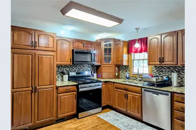 938 Florence Drive, Macedonia, OH 44056 - Photo 3