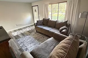 530 Maple Ave, Sheffield Lake, OH 44054 - Photo 5