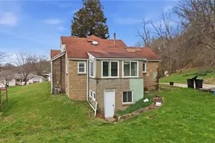1506 21st St, Vienna, WV 26105 - Photo 3