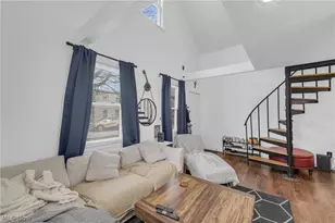 1984 W 52nd St, Loveland, OH 44102 - Photo 7