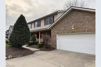 733 Austin Drive, Barberton, OH 44203 - Photo 3